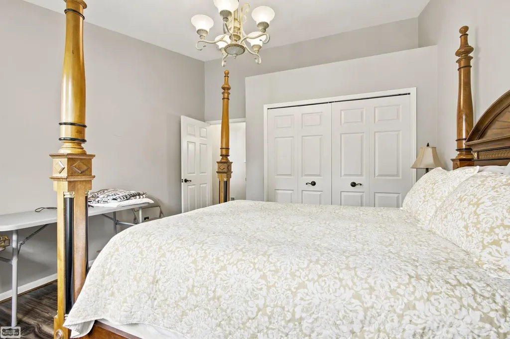 14984 Heather Pointe Drive Sterling Heights City MI 48313