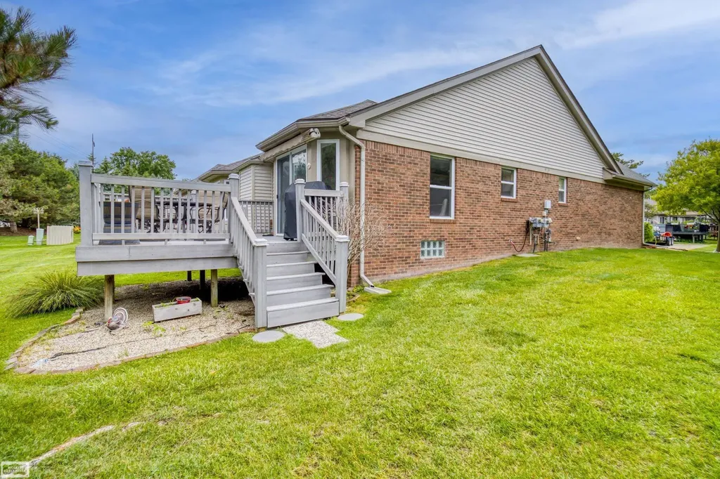 14984 Heather Pointe Drive Sterling Heights City MI 48313
