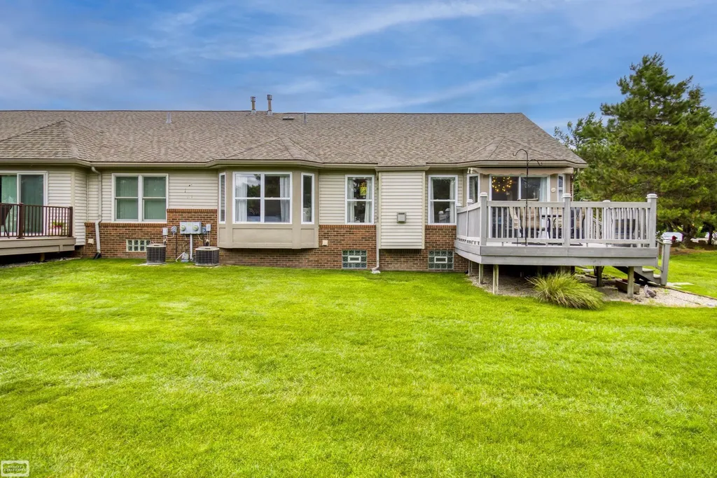 14984 Heather Pointe Drive Sterling Heights City MI 48313