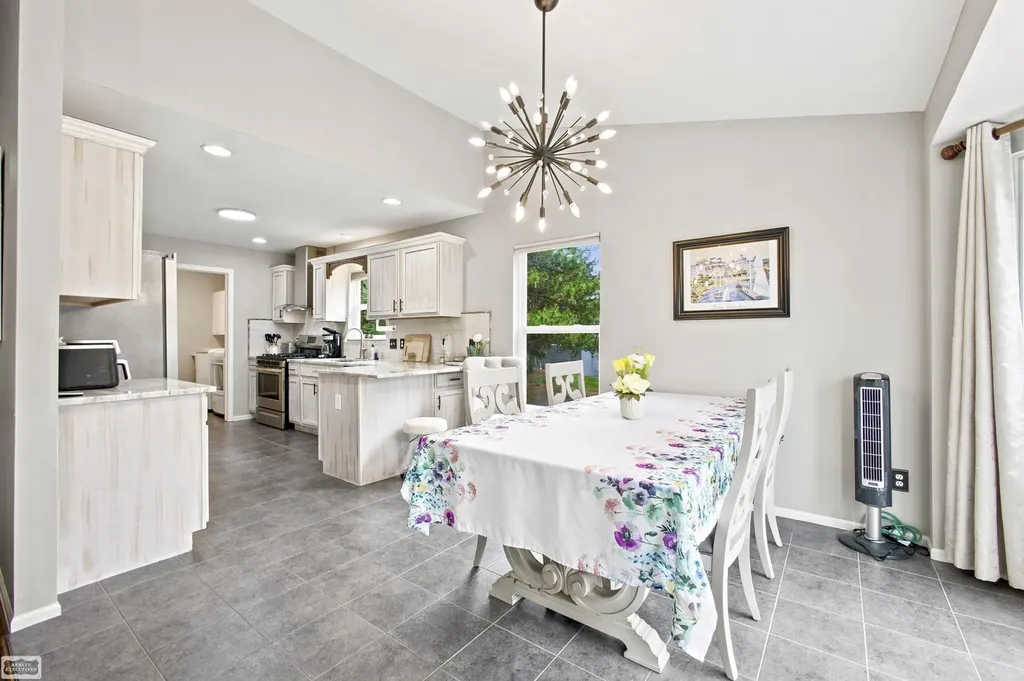 14984 Heather Pointe Drive Sterling Heights City MI 48313