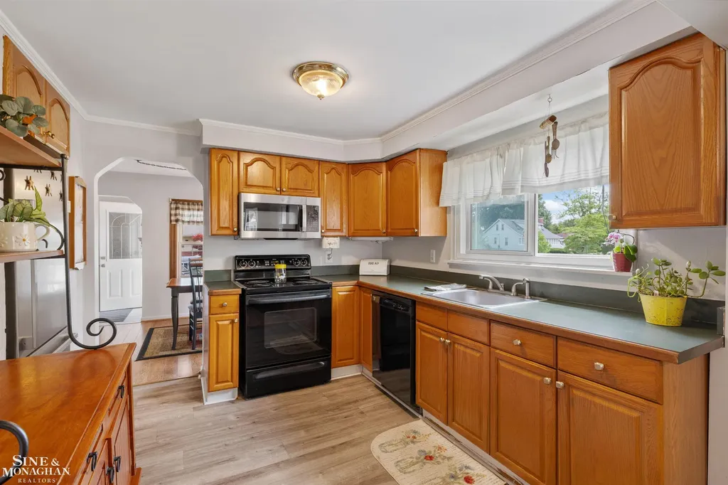 29719 Maplegrove Street St. Clair Shores City MI 48082