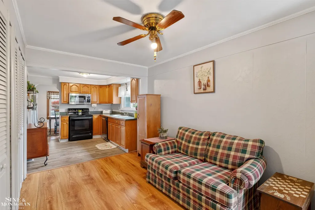 29719 Maplegrove Street St. Clair Shores City MI 48082