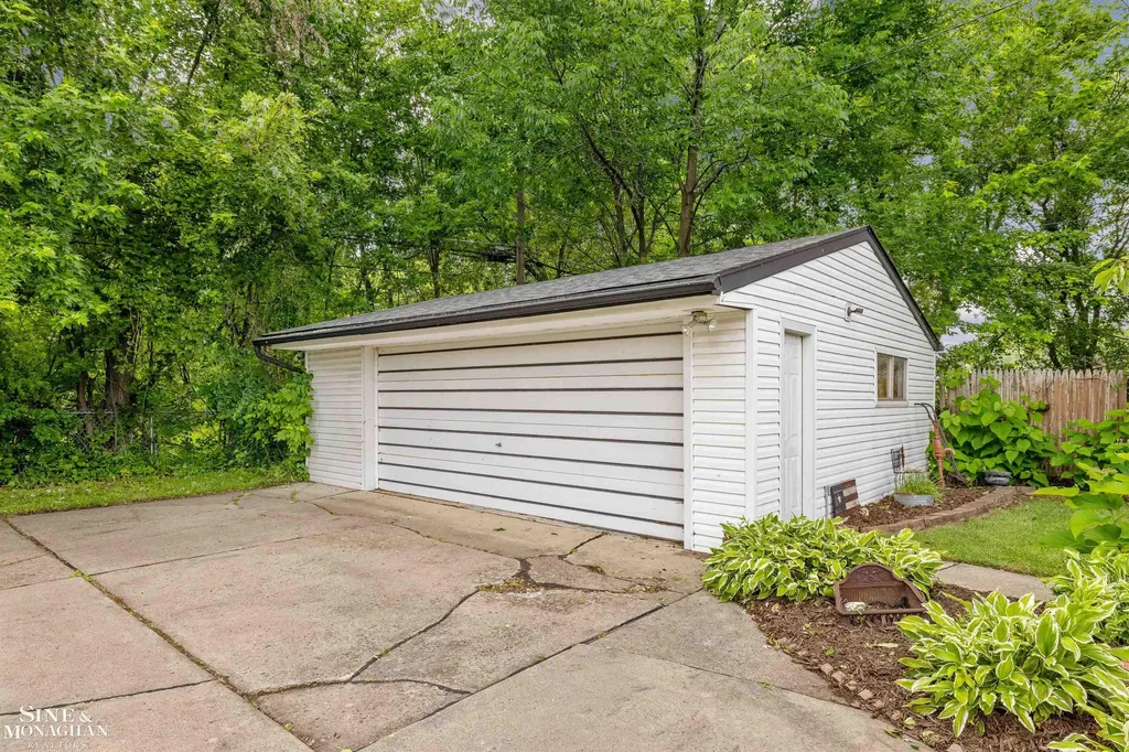 29719 Maplegrove Street St. Clair Shores City MI 48082