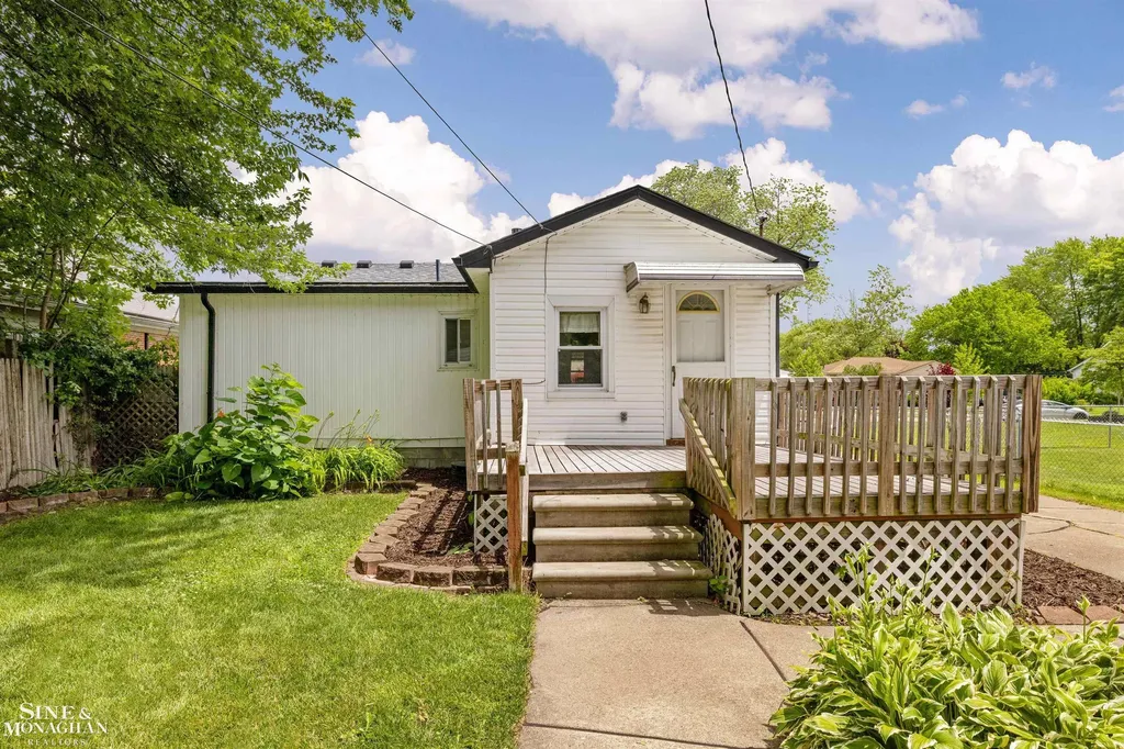 29719 Maplegrove Street St. Clair Shores City MI 48082