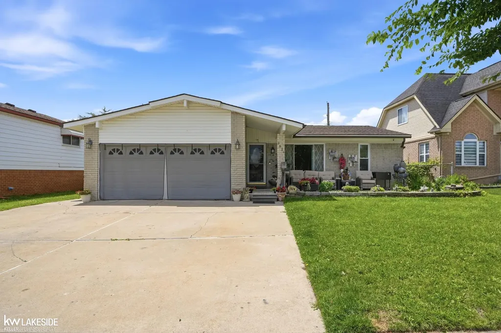 3824 Dawson Drive Warren City MI 48092
