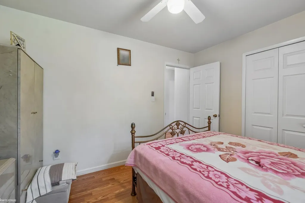 37266 Tamarack Drive Sterling Heights City MI 48310