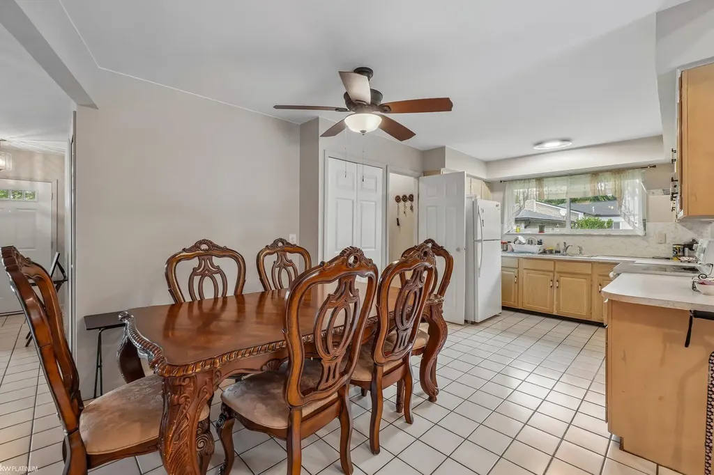 37266 Tamarack Drive Sterling Heights City MI 48310