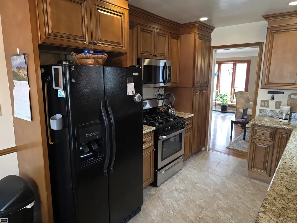 31375 W Wind Drive Fraser City MI 48026