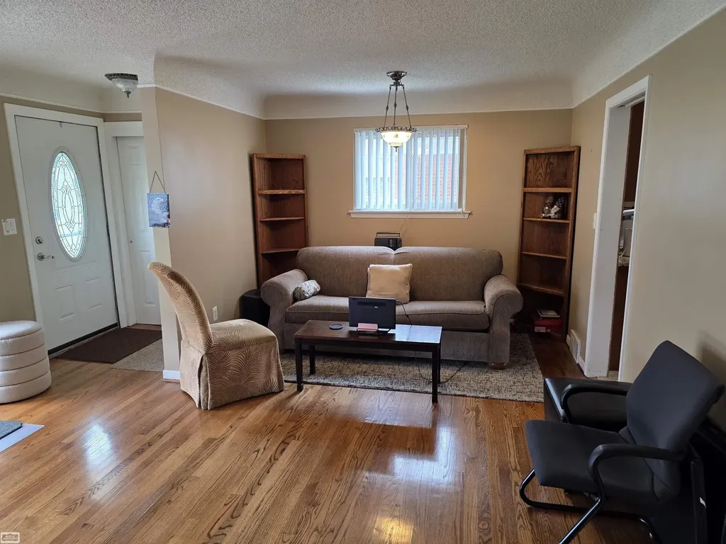 31375 W Wind Drive Fraser City MI 48026