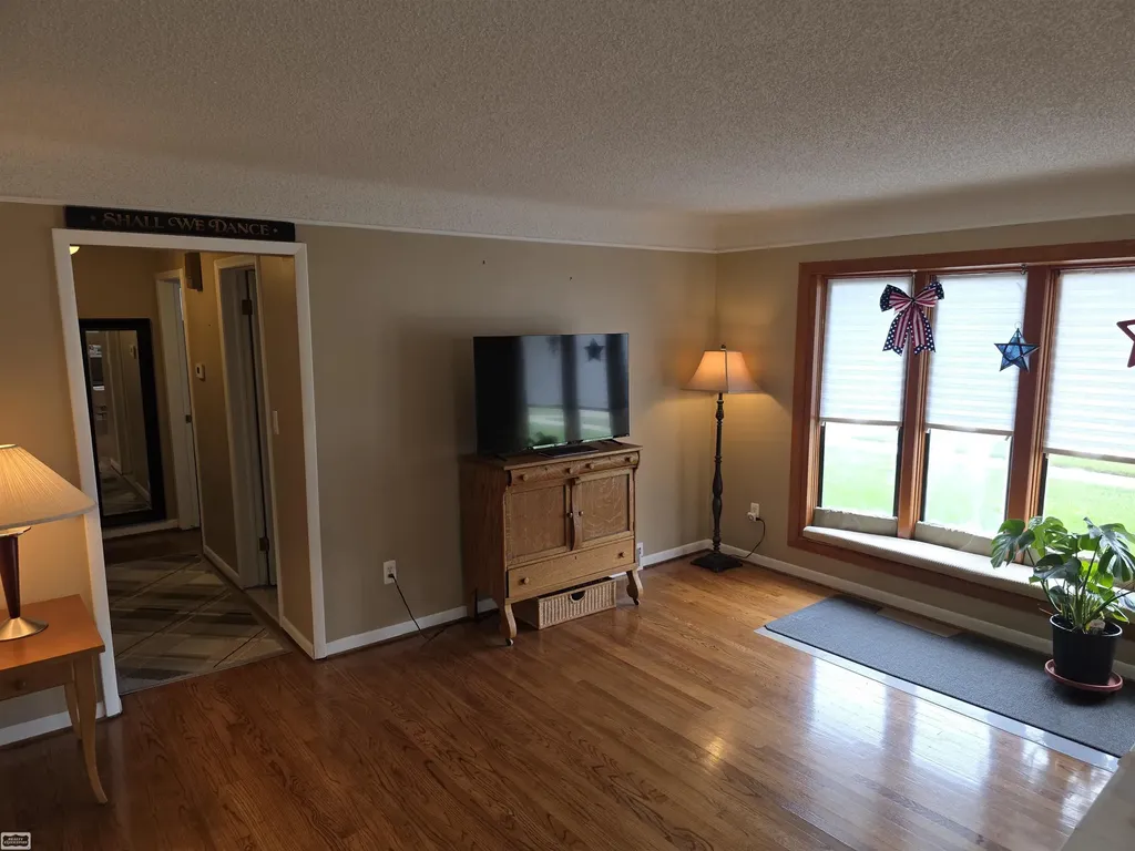 31375 W Wind Drive Fraser City MI 48026