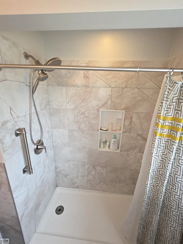 31375 W Wind Drive Fraser City MI 48026