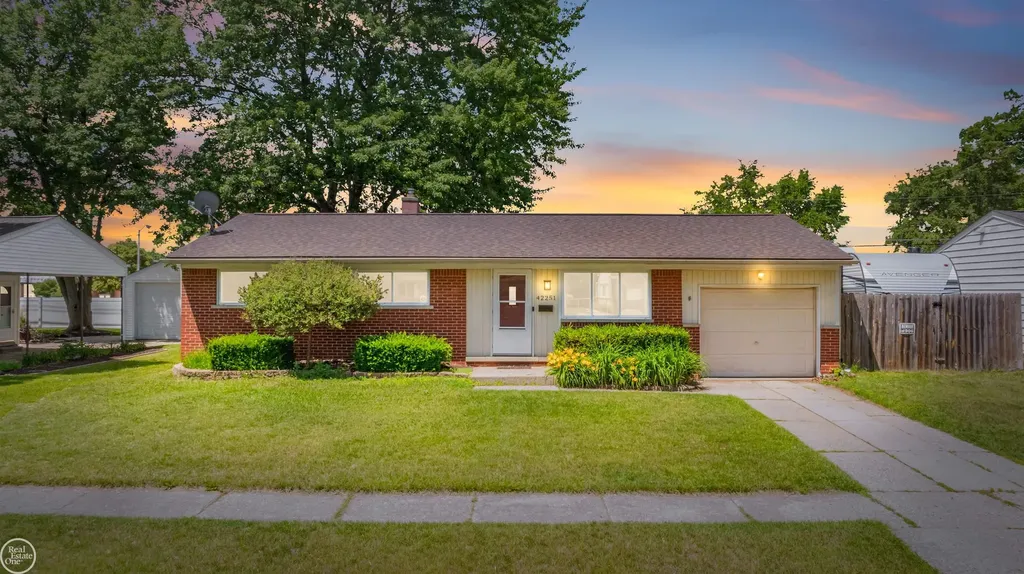 42251 Betley Drive Sterling Heights City MI 48313