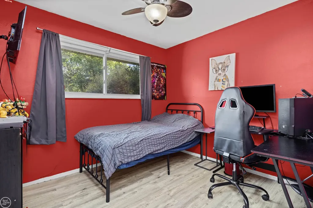 42251 Betley Drive Sterling Heights City MI 48313