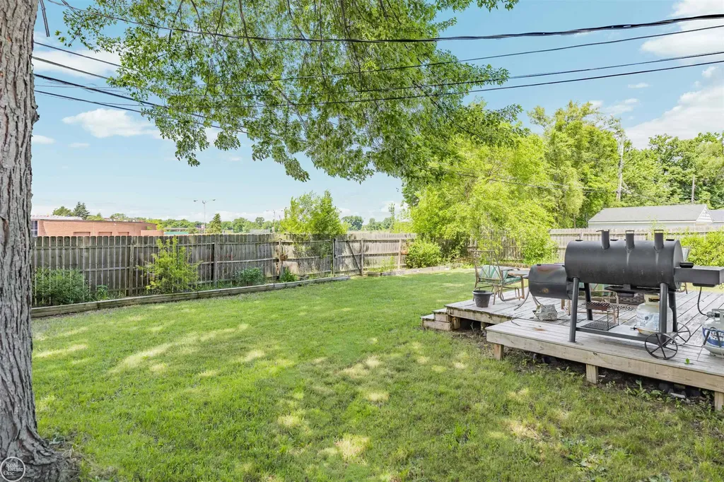 42251 Betley Drive Sterling Heights City MI 48313