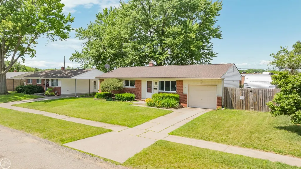 42251 Betley Drive Sterling Heights City MI 48313
