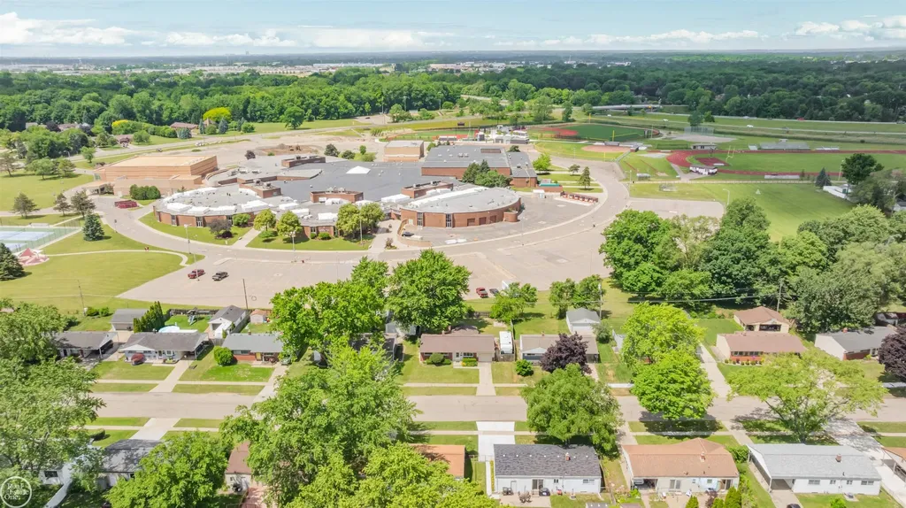 42251 Betley Drive Sterling Heights City MI 48313