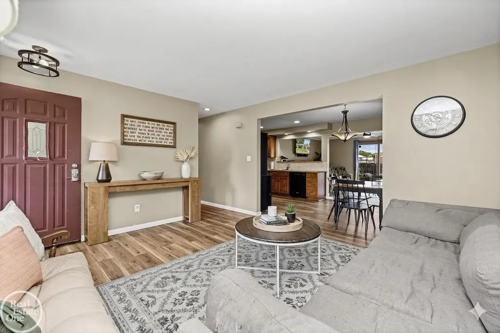 42251 Betley Drive Sterling Heights City MI 48313