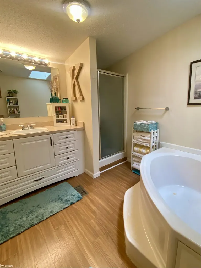 15308 Cartier Drive Clinton Charter Township MI 48038
