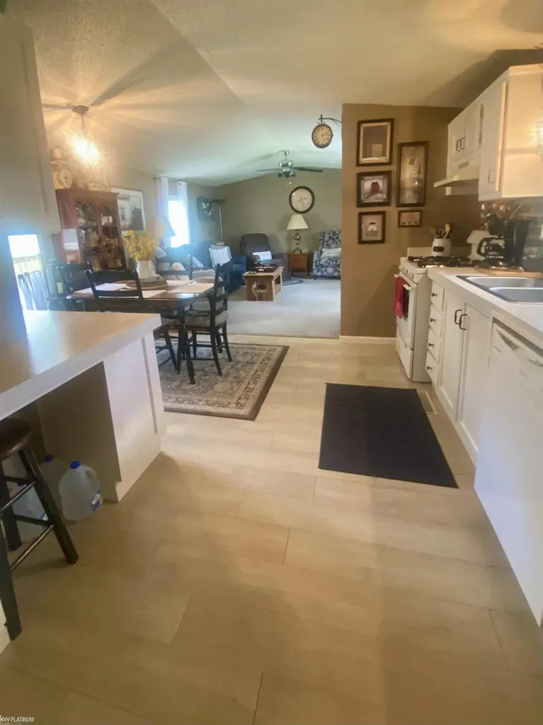 15308 Cartier Drive Clinton Charter Township MI 48038