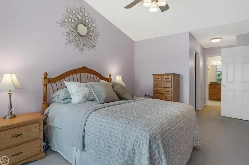 14822 Village Park Circle Shelby Charter Township MI 48315