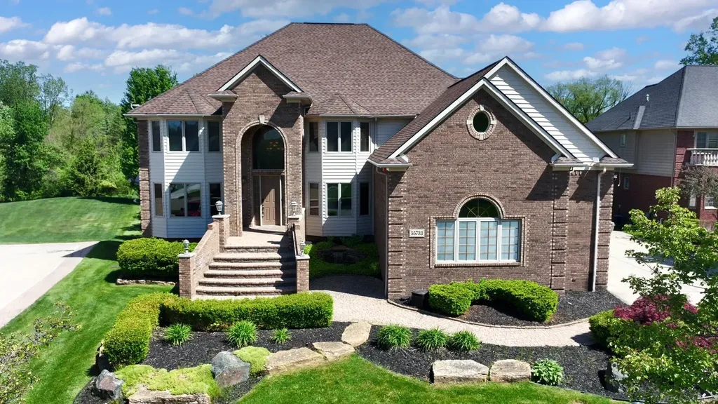 55733 Whitney Court Shelby Charter Township MI 48315