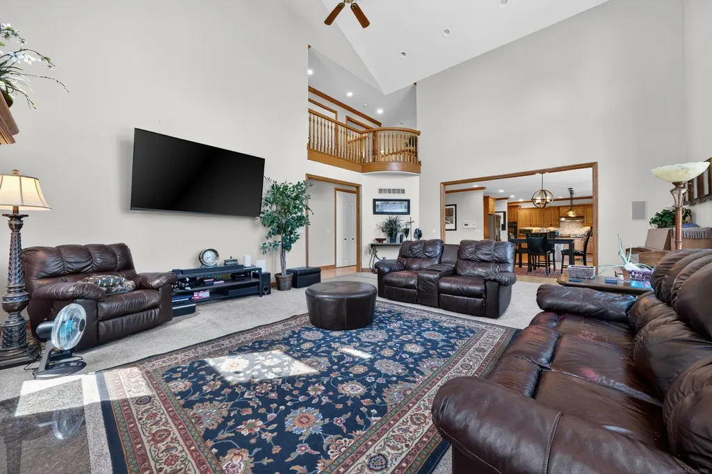 55733 Whitney Court Shelby Charter Township MI 48315