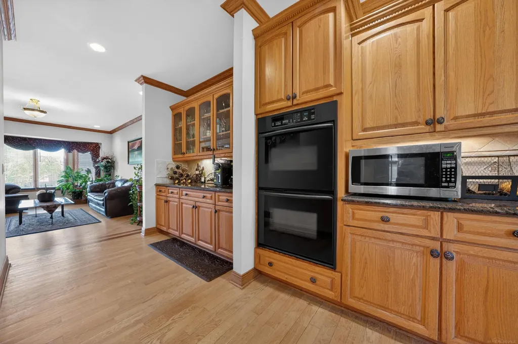 55733 Whitney Court Shelby Charter Township MI 48315