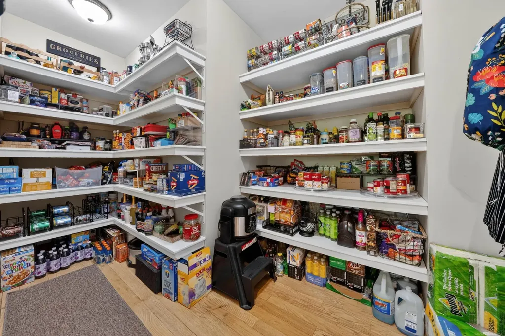 55733 Whitney Court Shelby Charter Township MI 48315