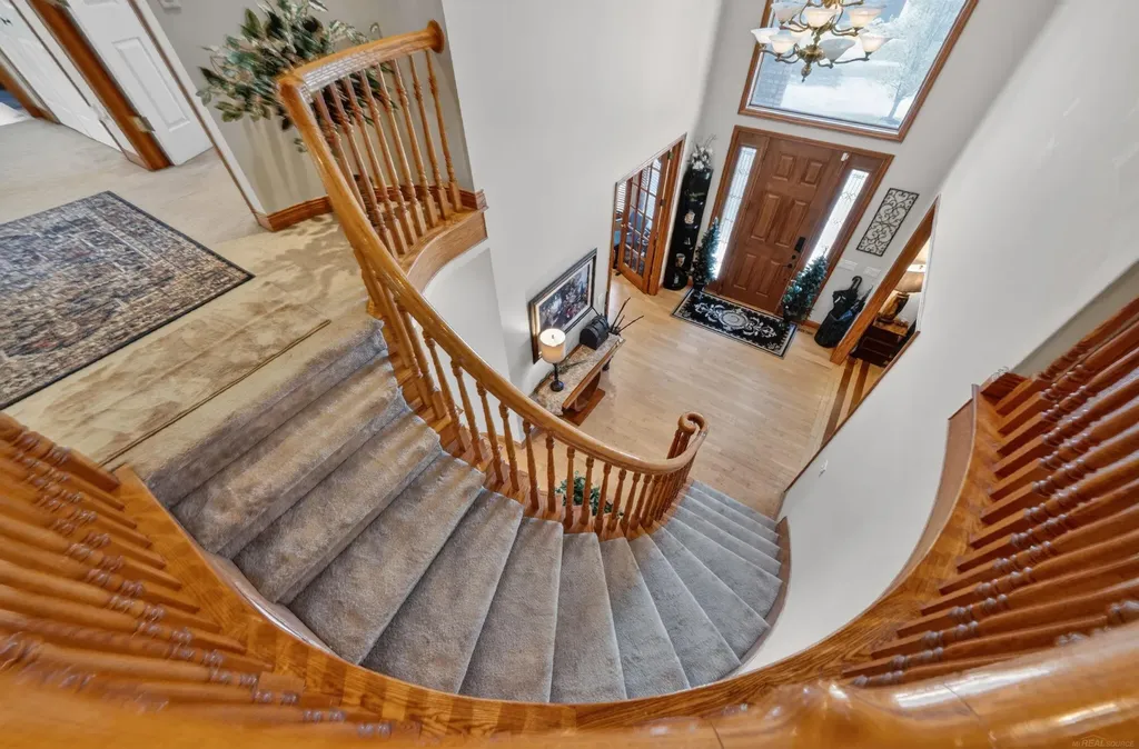 55733 Whitney Court Shelby Charter Township MI 48315