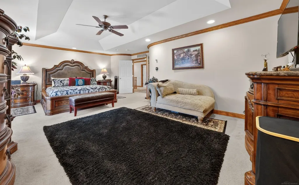 55733 Whitney Court Shelby Charter Township MI 48315