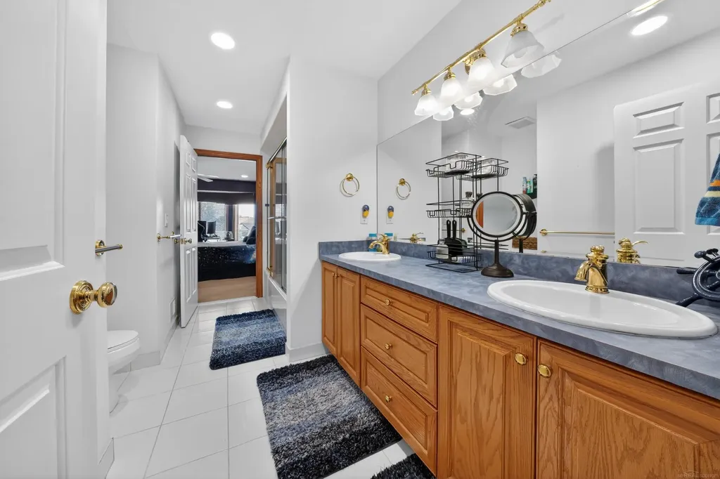 55733 Whitney Court Shelby Charter Township MI 48315