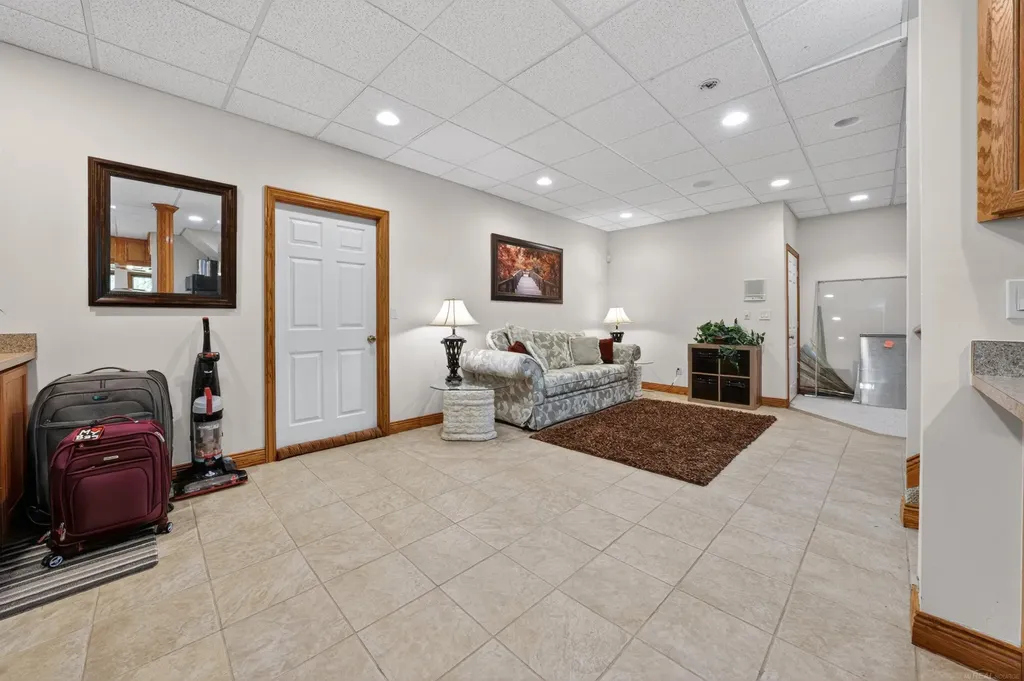 55733 Whitney Court Shelby Charter Township MI 48315
