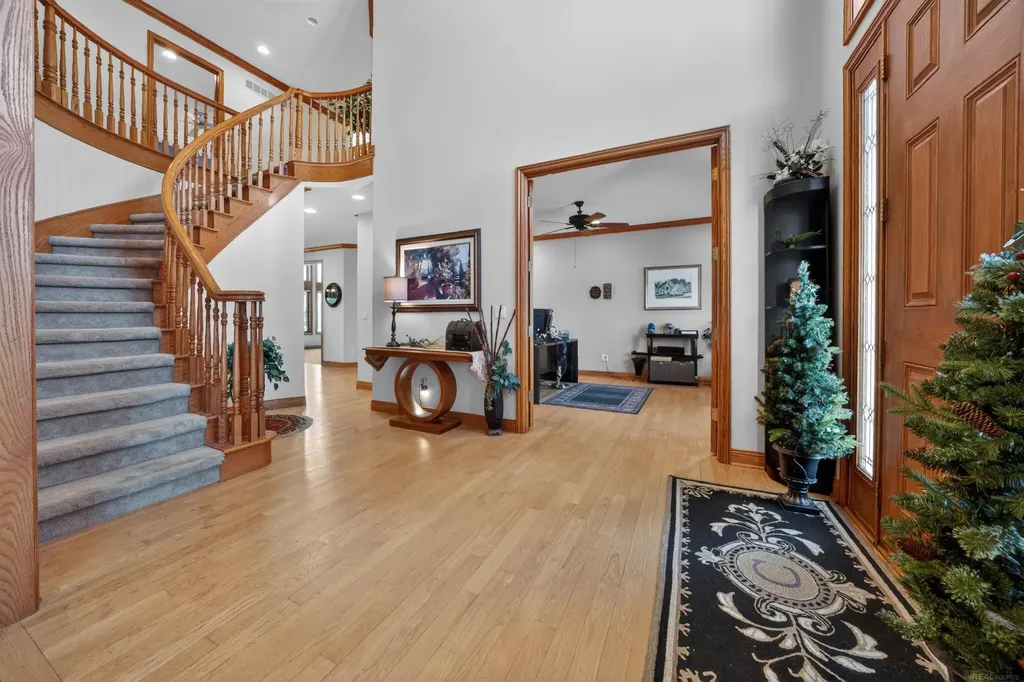55733 Whitney Court Shelby Charter Township MI 48315