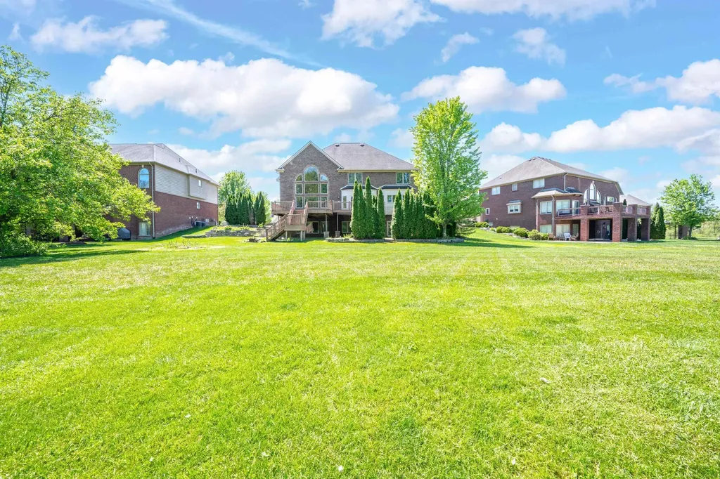 55733 Whitney Court Shelby Charter Township MI 48315