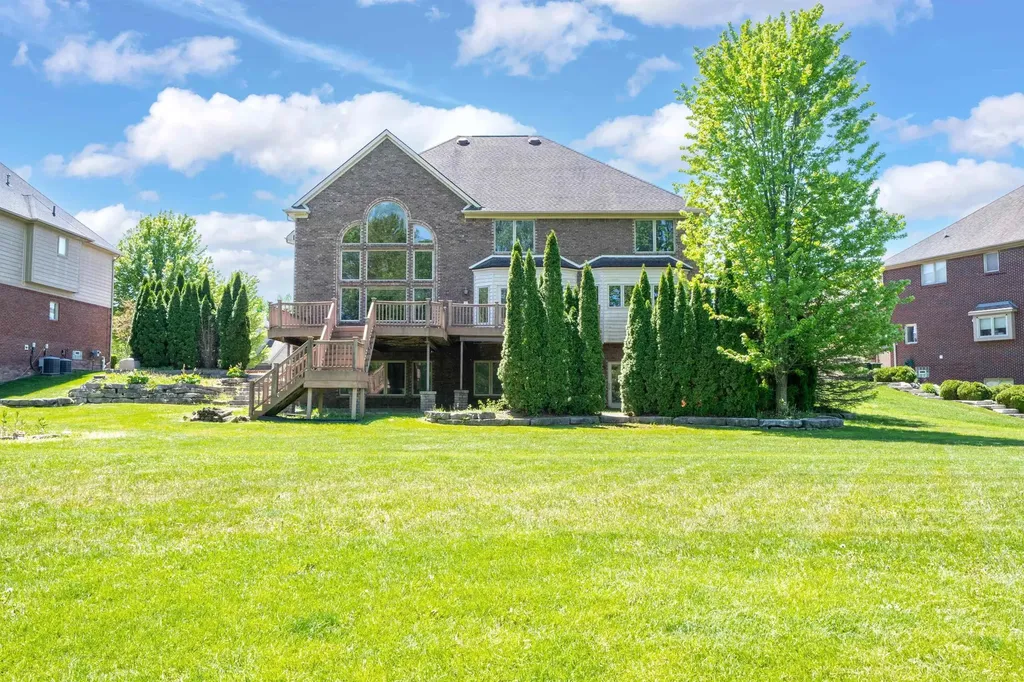 55733 Whitney Court Shelby Charter Township MI 48315