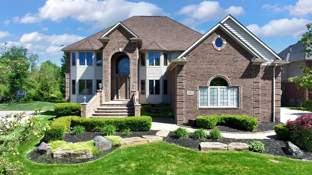55733 Whitney Court Shelby Charter Township MI 48315