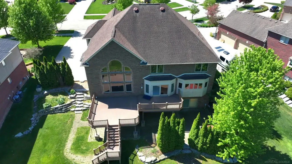 55733 Whitney Court Shelby Charter Township MI 48315