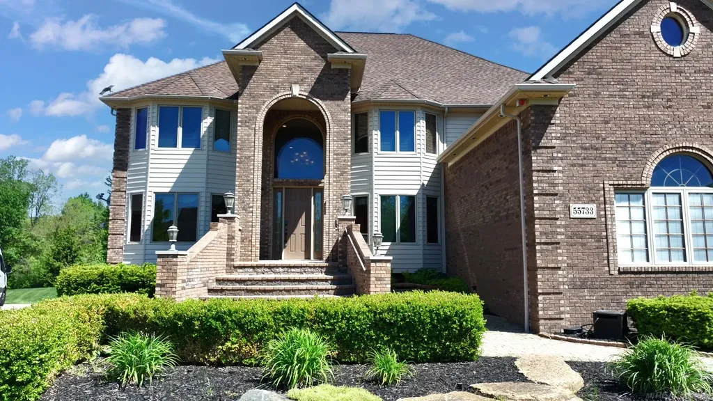 55733 Whitney Court Shelby Charter Township MI 48315