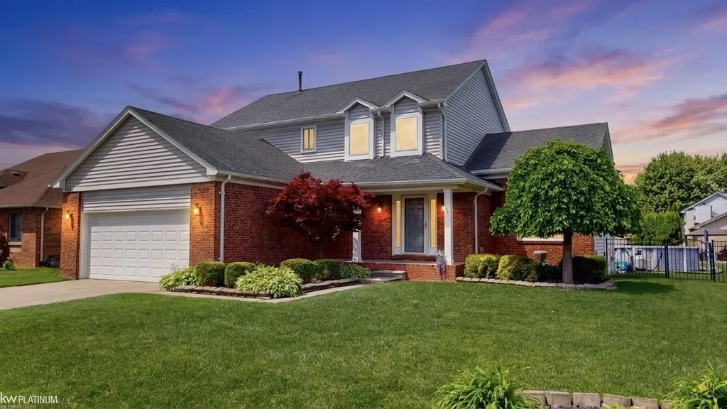 53135 Cripple Creek Drive Chesterfield Township MI 48047