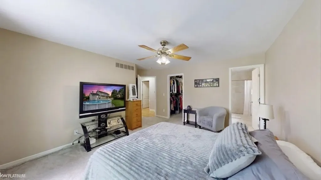 53135 Cripple Creek Drive Chesterfield Township MI 48047