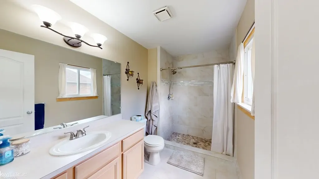 53135 Cripple Creek Drive Chesterfield Township MI 48047