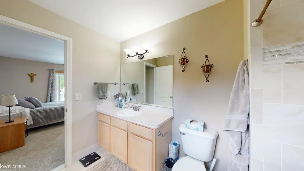 53135 Cripple Creek Drive Chesterfield Township MI 48047