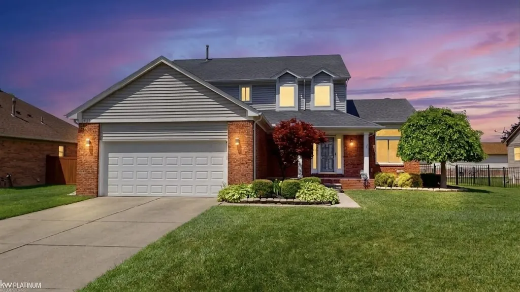 53135 Cripple Creek Drive Chesterfield Township MI 48047