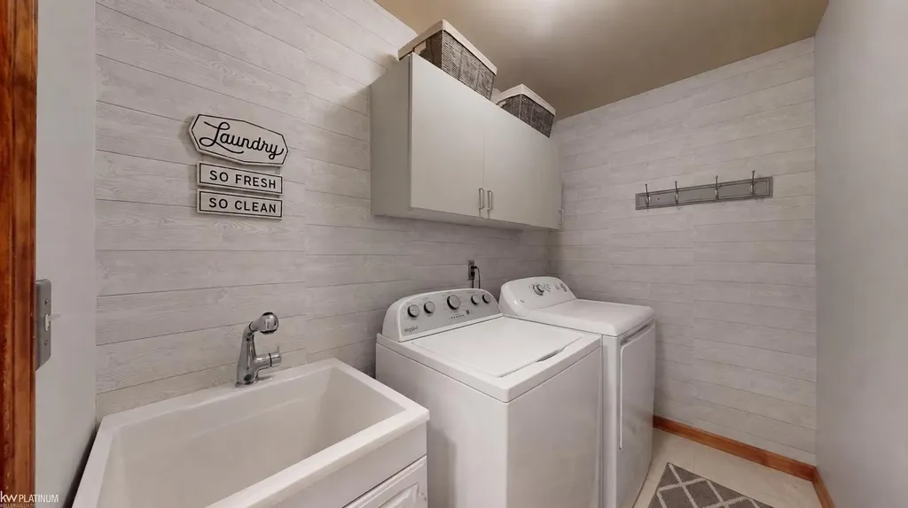 32134 Persimmon Lane Chesterfield Township MI 48047