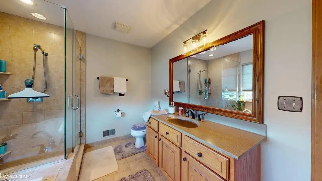 32134 Persimmon Lane Chesterfield Township MI 48047