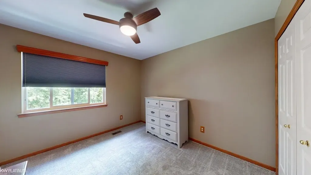 32134 Persimmon Lane Chesterfield Township MI 48047