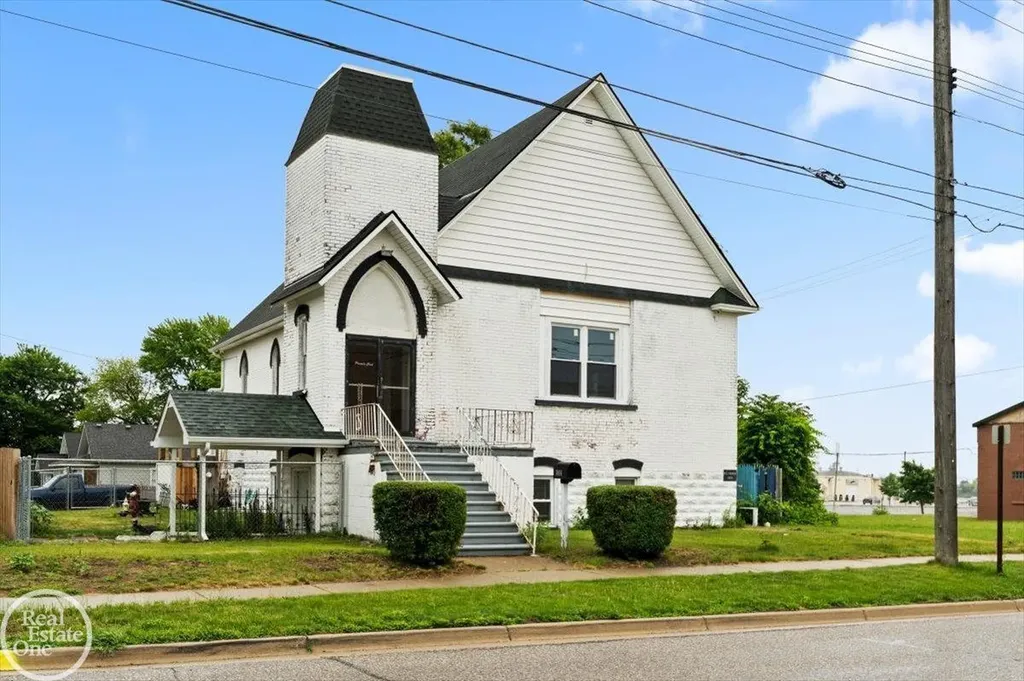 3404 24th St. Street Port Huron City MI 48060