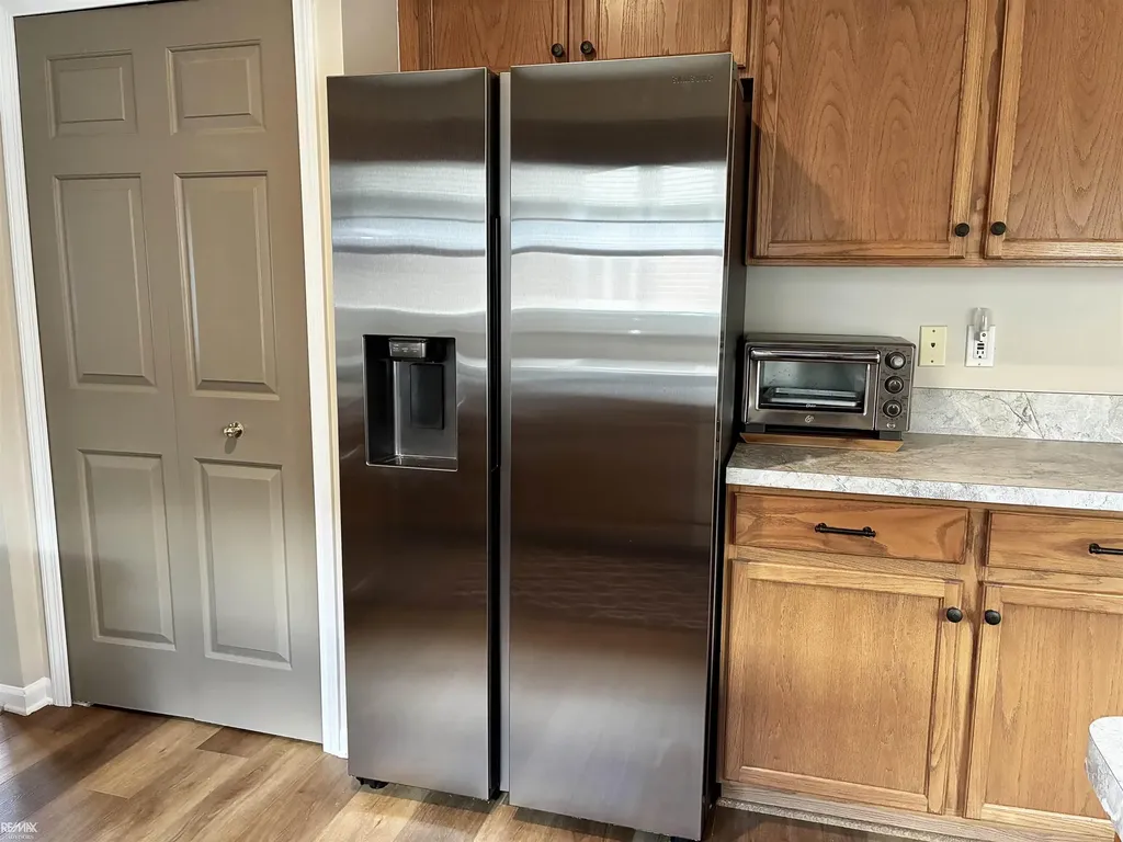 40135 Streamwood Court Sterling Heights City MI 48310
