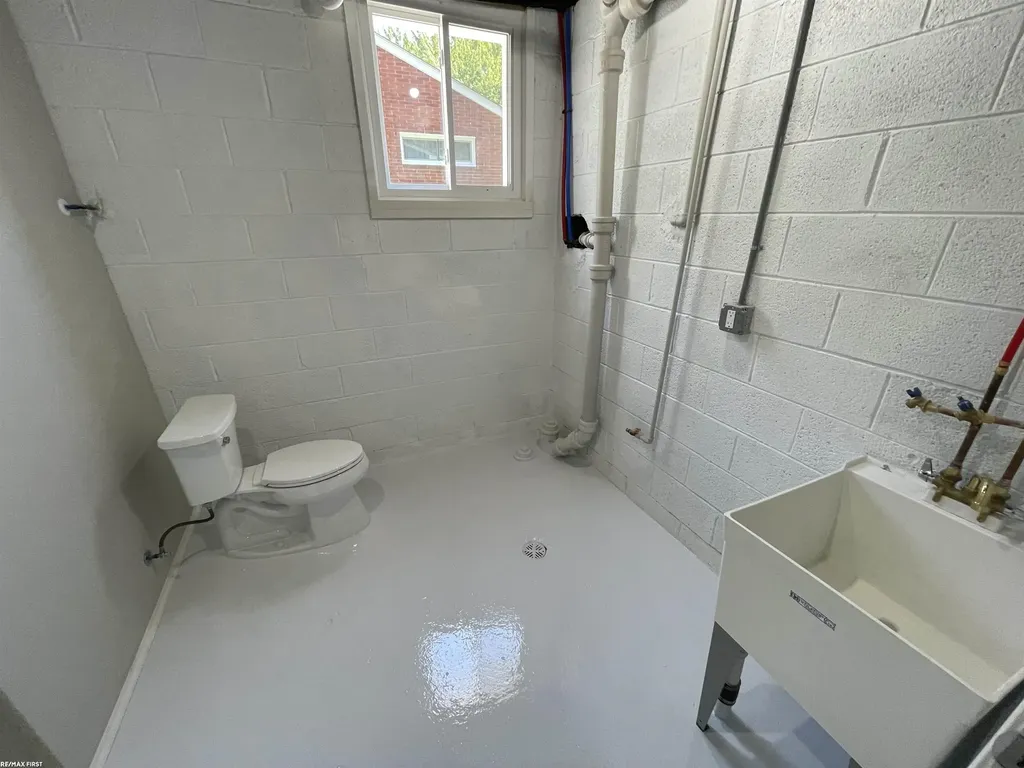36550 Weideman Street Clinton Charter Township MI 48035