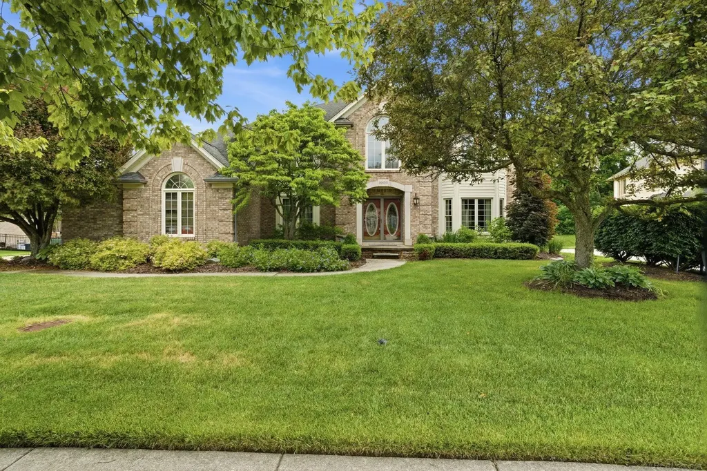 14450 Knightsbridge Drive Shelby Charter Township MI 48315